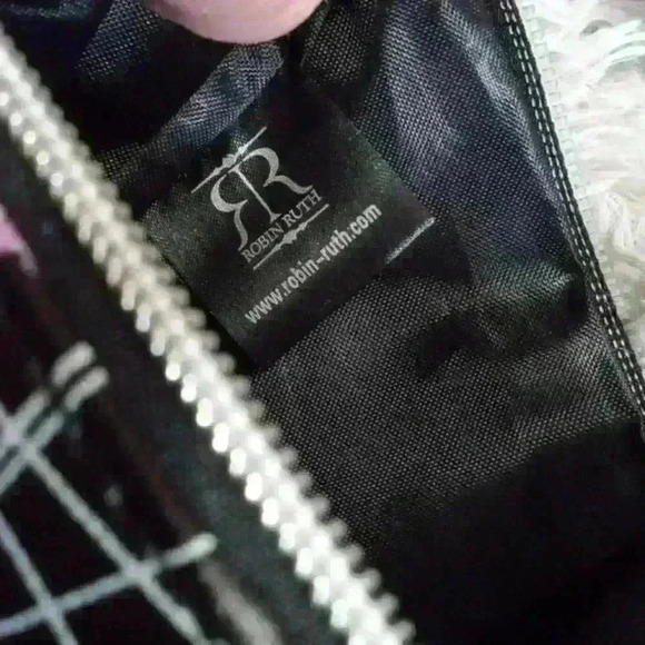 ***NWT*** ROBIN RUTH FLORAL GIBRALTAR WRISTLET - Picture 9 of 12